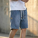 [Leve 4 Pague Só 2!] Bermuda Jeans Knox Masculina em Sarja de Algodão e Poliéster com Cós Elástico + BRINDES